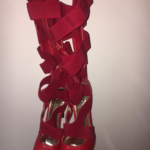 Heels - Picture 2 of 5